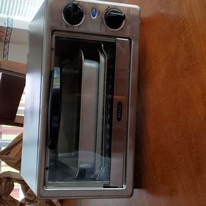 Bella toaster oven and Nordic ware pan